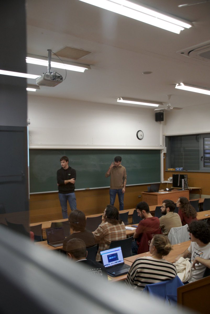 datastudents's tweet image. Les presentacions han començat! Cada equip exposarà el seu repte davant del tribunal, i aquest decidiran els guanyadors de la Datathon d&apos;aquest any! 🚀⭐️#Datathon