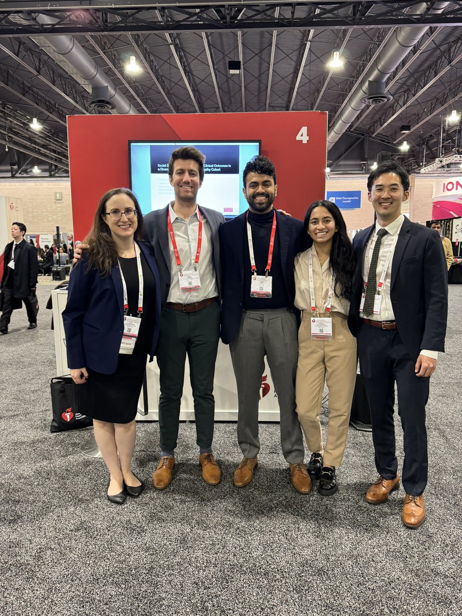 When you get to call your co-residents some of your closest friends >>>> @sandhiya_sr @AyeletDaniels @BMCimRES @BUcards #AHA23