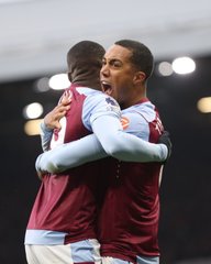 Watkins makes it 3-0 for Villa against Fulham