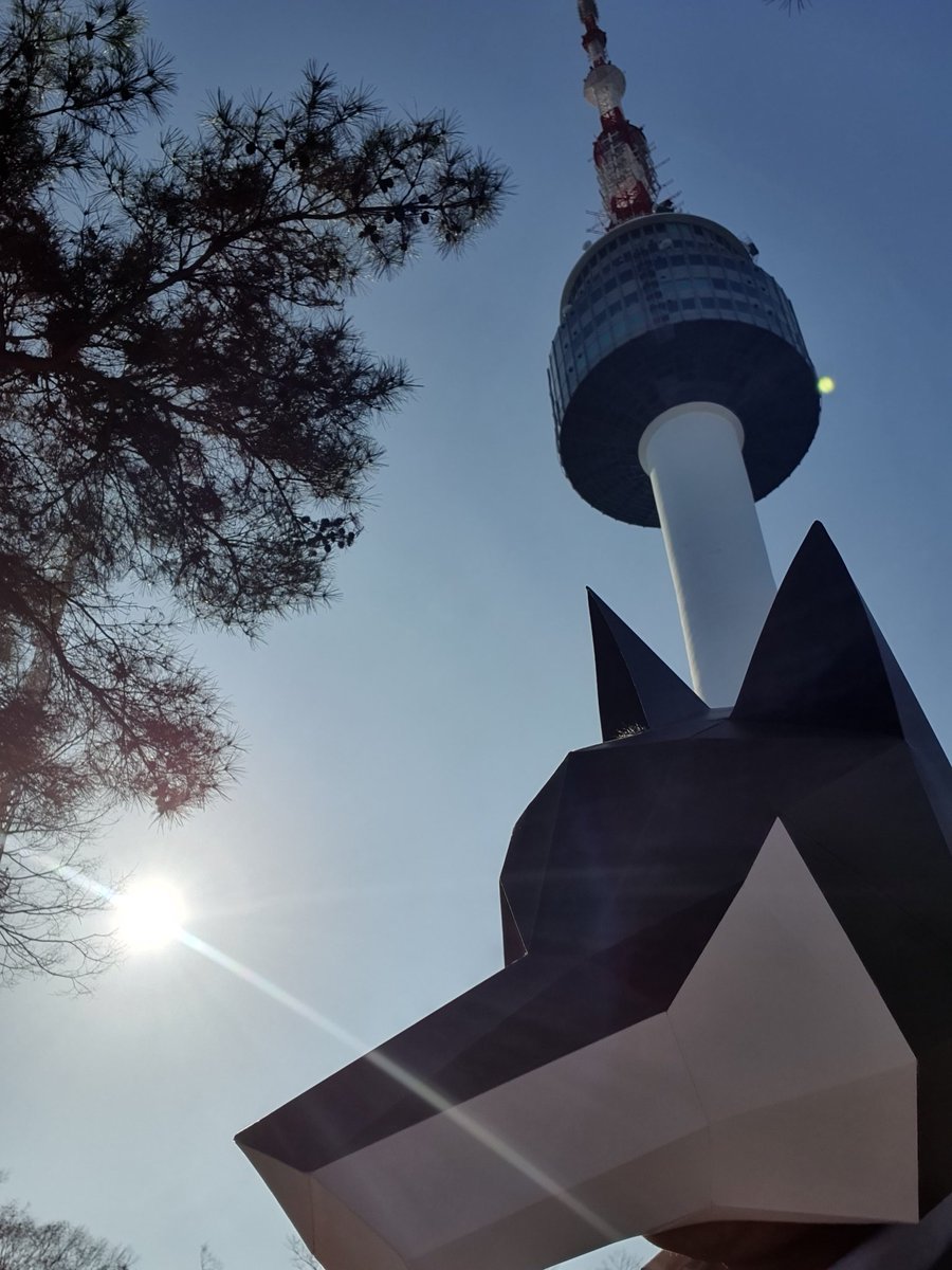 HyeChuu_Ch's tweet image. #다시_앞으로_잘_부탁해_혜주야

안녕 밝은 모습 행복으로
마지막까지 사랑 가득 찾아와 주어
고마워(나는 현장에 없었지만요)
늑깅이를 만들어 보았어요 앞으로
혜주를 위해서 노래하고
찾아올게요 이번에는 남산타워에
갔어요 서울 살면서 잘 안가는 지역
주말이라 사람 많더라요😅
실수영상은in sta