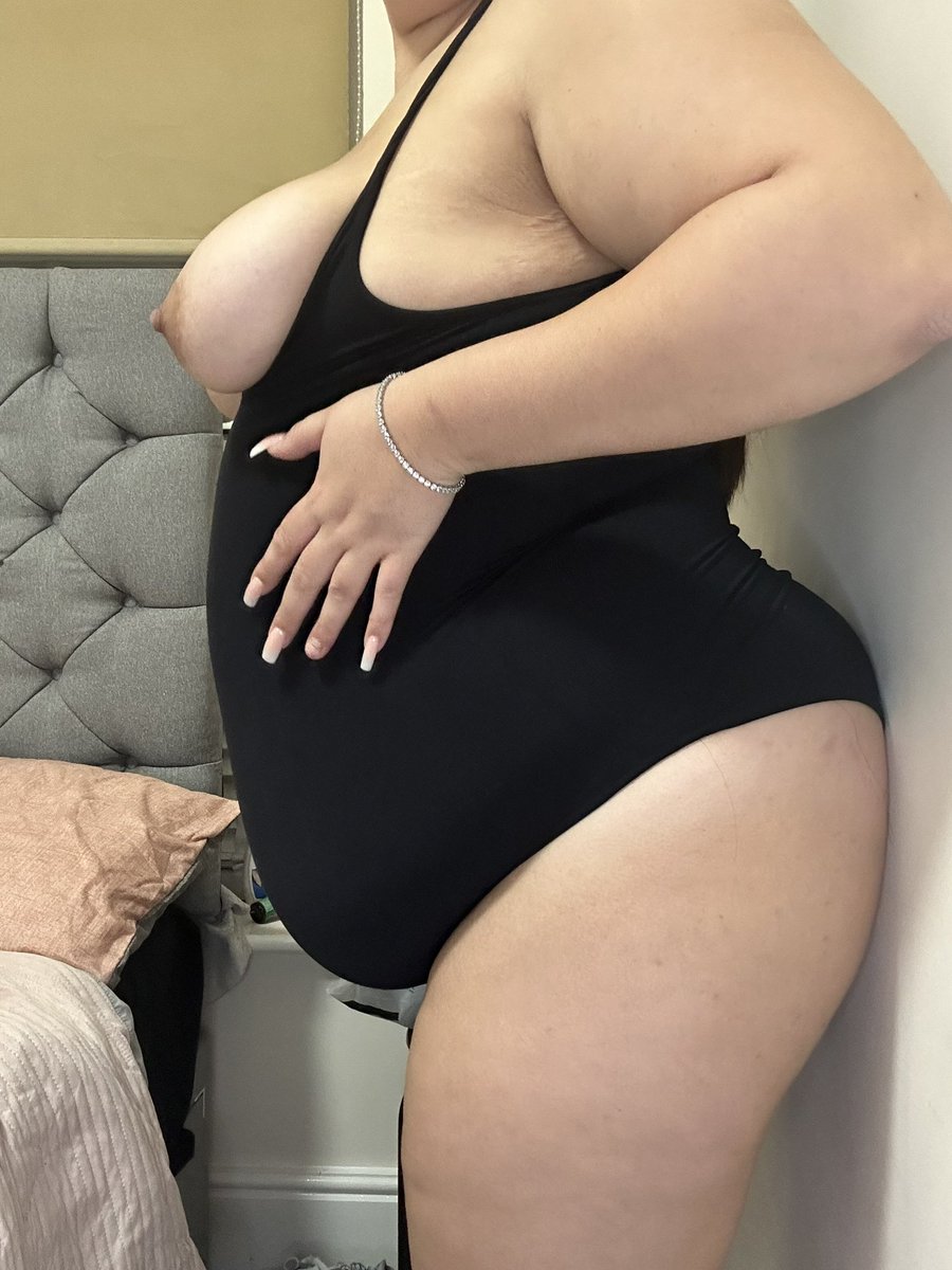 Chloe_baby_fans's tweet photo. I need someone to play with 😈 

See my asshole and pussy on Onlyfans for only $4.89! 

Kik • Admire me • Onlyfans • Content creator
*links below https://t.co/ye2tNlBYhY