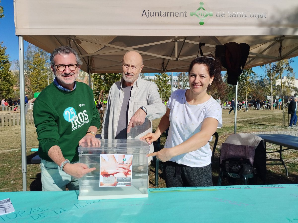 Aj. Sant Cugat (@ajsantcugat) on Twitter photo 🏃🏃🏃Fantàstica jornada de celebració de les 25 edicions del Cros #SantCugat
🙌 3.701 atletes participants en 6 categories + l'especial Cros
😍 Amb la col·laboració d'entitats de <a href="/tradicionalsc/">Coordinadora SC</a> i en benefici d'<a href="/Assadegam/">AssadeGam Superación Ansiedad y Depresion</a>
👏 Gràcies per la gran organització <a href="/omet_santcugat/">OMET Sant Cugat</a> 🏃🏃🏃Fantàstica jornada de celebració de les 25 edicions del Cros #SantCugat
🙌 3.701 atletes participants en 6 categories + l'especial Cros
😍 Amb la col·laboració d'entitats de <a href="/tradicionalsc/">Coordinadora SC</a> i en benefici d'<a href="/Assadegam/">AssadeGam Superación Ansiedad y Depresion</a>
👏 Gràcies per la gran organització <a href="/omet_santcugat/">OMET Sant Cugat</a>