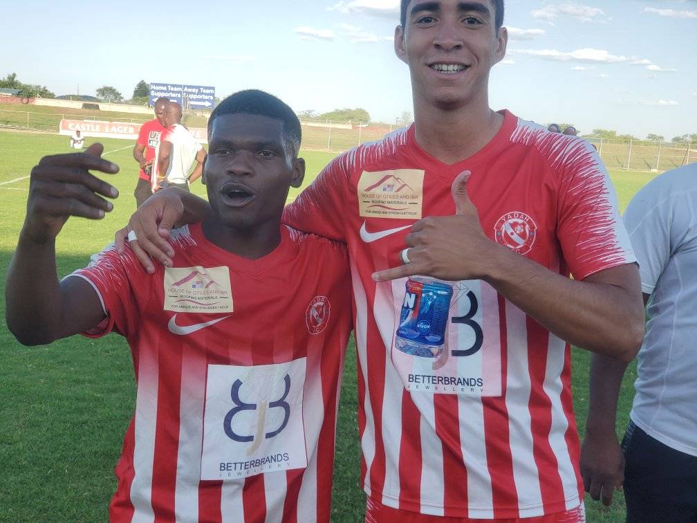 HMetro_'s tweet photo. FULL-TIME
Dynamos 2-1 Chicken Inn
Highlanders 2-1 Herentals
GreenFuel 2-2 CAPS United
Yadah 2-1 FC Platinum
Hwange 3-0 Black Rhinos
Bulawayo Chiefs 2-0 Triangle
@HMetroSport #MatchDay32 https://t.co/skQwjH2ZsN