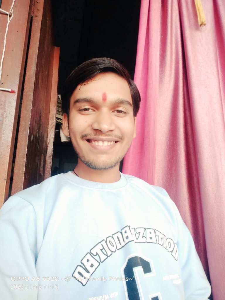 pushkarkt000's tweet photo. Happy Diwali 🎇🪔🎇 Everyone 😇🙏😇 https://t.co/ArqAJ1qxoj