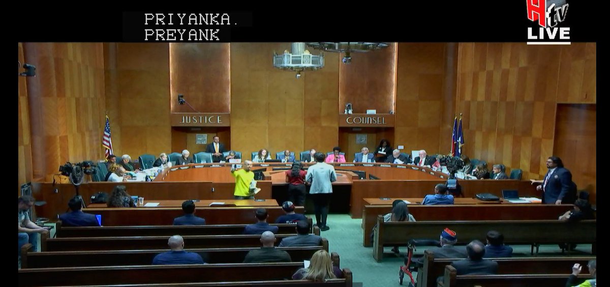 AmLungCSI's tweet photo. For #lcam, Rice’s @PriyankaSenth16 and @pranav_mandyam made a public comment at the #Houston City Council meeting about the need for increased awareness &amp; support for #lungcancer screening in HOU. Thank you Mayor @SylvesterTurner &amp; council members for helping us raise awareness! https://t.co/Yv9eW8ME22