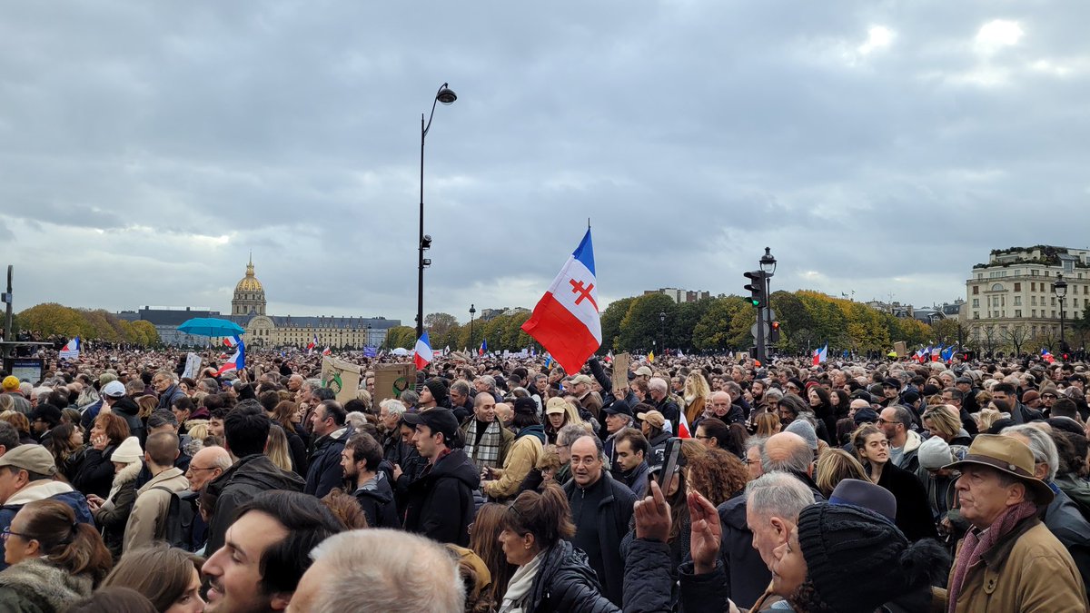 YannickRAYNAUD's tweet photo. J'y suis et je refuse d'accepter #Marchecontrelantisemitisme https://t.co/H9dHeQzrs2