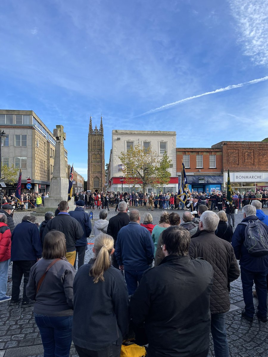 MrMKerton's tweet photo. It was an honour to represent @NerrolsSchool this weekend at Remembrance Services across Taunton. Lest we forget. https://t.co/oraRNzEbxm