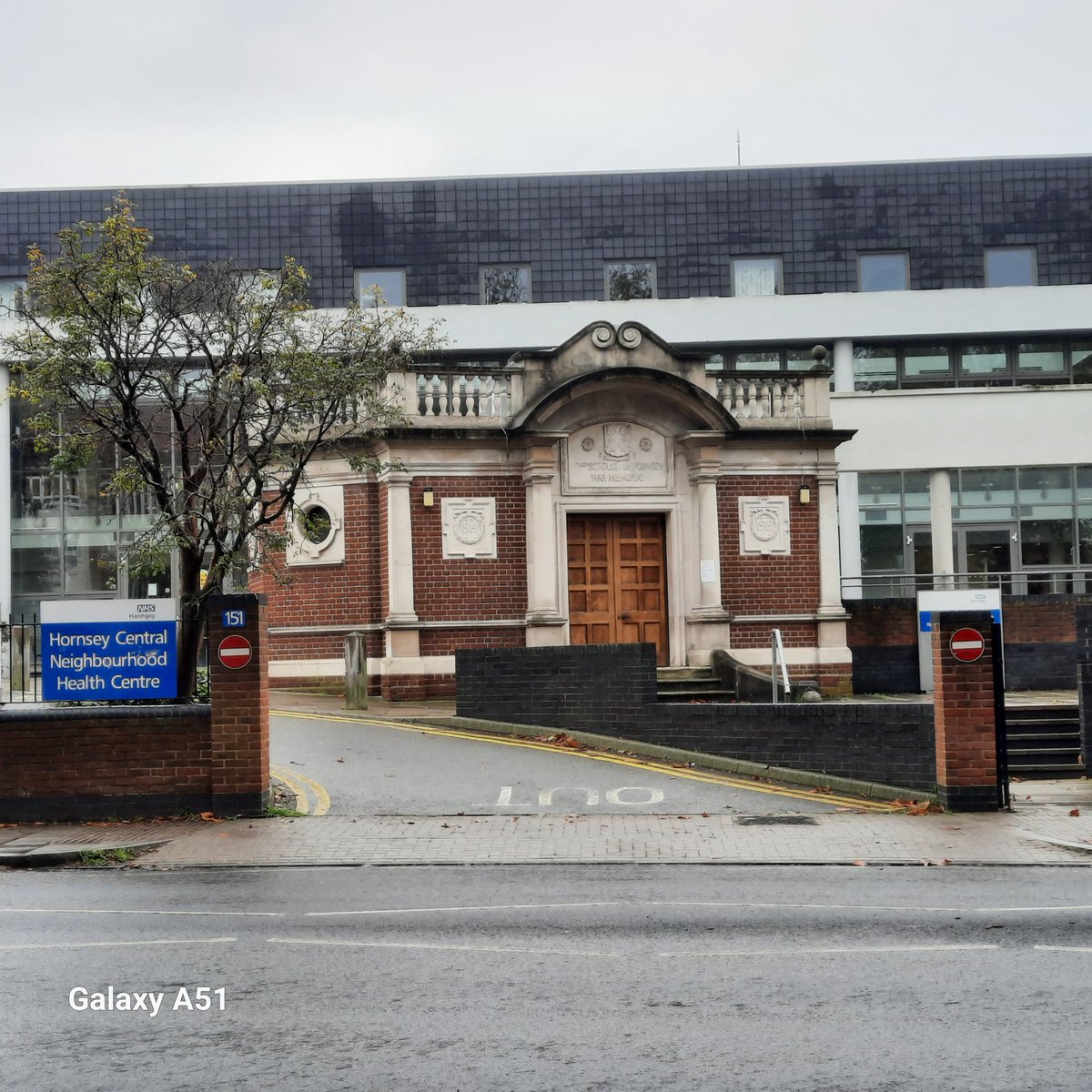 Just 200m from Priory Park at the edge of Crouch End Playing Fields is the handsome and moving Borough of Hornsey War Memorial. Over 1200 names are carved inside, on English Oak, and their story is well told by <a href="/HornseyHistSoc/">Hornsey Historical Society</a> 
Sadly, the War to End All Wars - did not..
