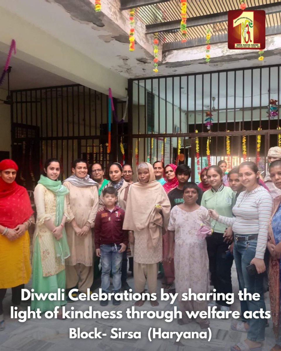 RamanIn03255325's tweet photo. दीपावली रोशनी और खुशियों का त्योहार हैं। आज के दिन हर किसी के चेहरे पर मुस्कान लाने और उनके साथ खुशियां बाँटने के लिए, Saint MSG के शिष्यों के सार्थक प्रयासों को दिल से नमन। जिन्होंने अपनी #DiwaliWithWelfare वाली मनाई और अनेकों जरूरतमंदों के जीवन को आज खुशियों से भरा | https://t.co/6DLWeITHYo