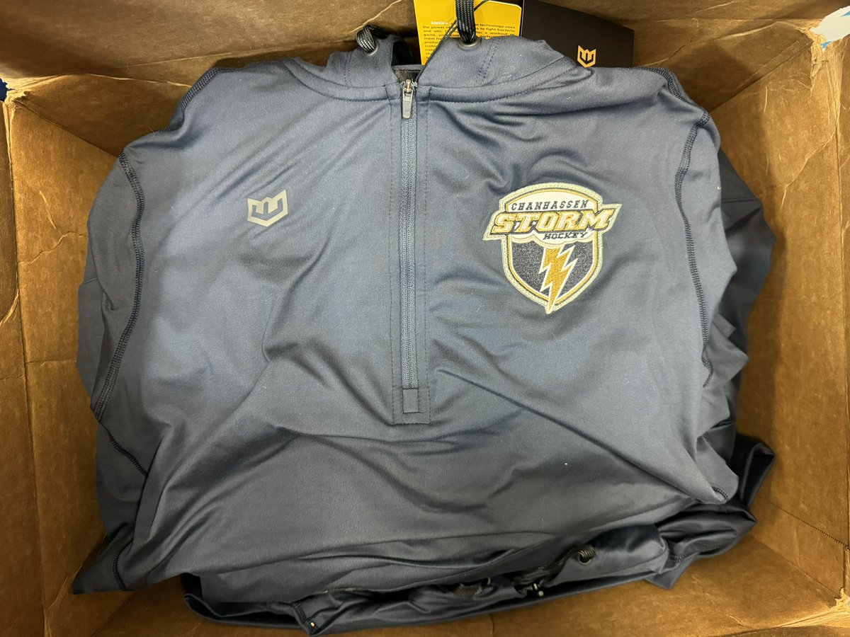 ApparelEth's tweet image. Some sweet looking Warroad Hockey Butter Hoodies heading out today!

#custompatches
