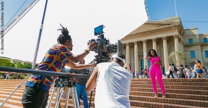 PrixAfricain's tweet photo. La Banque africaine d'import-export a annoncé le lancement d'un fonds d’un milliard $ destiné à l'industrie du cinéma, des films et des coproductions avec les grands studios.
https://t.co/ipaI2KgdNi 

#financement #industriecreative #afrique https://t.co/V9PwWoRgAK