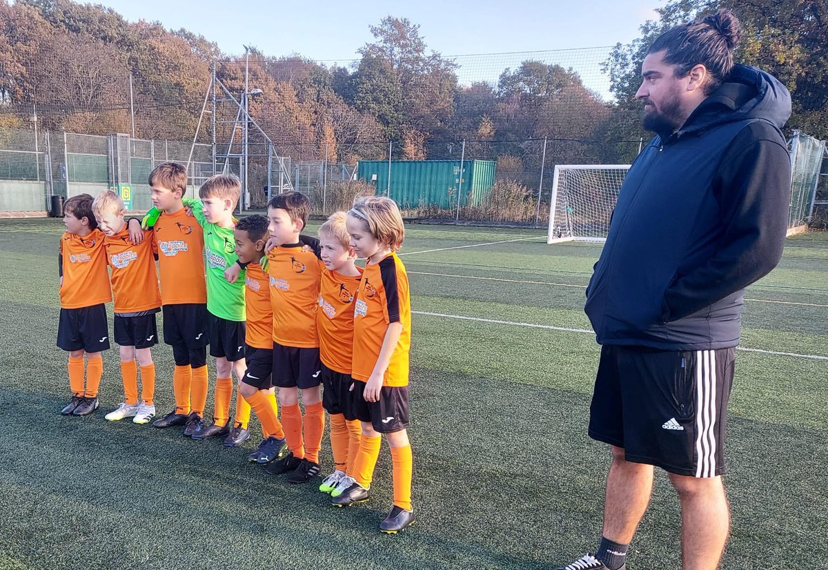 TeamGosforth's tweet photo. At the going down of the sun and in the morning, we will remember them.
๐ธ Team Gosforth U8โs PSV
#RemembranceDay
#TeamGosforthFC
#leesterrysportscoaching https://t.co/pSUMNNgsr6