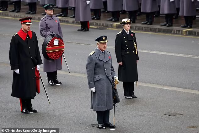 These are the days when the Royal Family shine and show why they are needed the way they pay respects to fallen heroes on Remembrance Sunday is done with great dignity #RoyalFamily #RemembanceDay #Remembrance2023 #ArmisticeDay