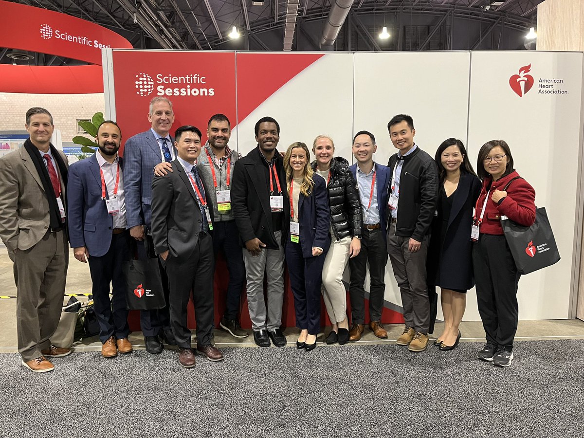KPncalCVfellows's tweet photo. Fellows and faculty at AHA 2023 #thrivinghearts #kpncalcards #thrive https://t.co/3SspeVXYDP