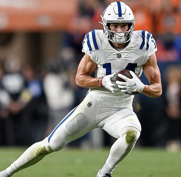 pntrack's tweet image. Watching Alec Pierce continue his great year with the Colts. 

@TrckFootball has found a high percentage of NFL wide receivers were good long jumpers and triple jumpers in HS. 

Pierce triple jumped 45’11.75” to place 8th in IHSA 2018 (same year Marcellus Moore set 100m record).