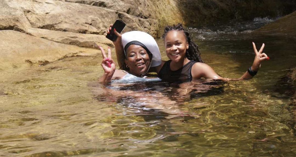 No trip to the Drakensberg World Heritage Park is complete without taking a natural bath💧🏞️ #LetsGoWild