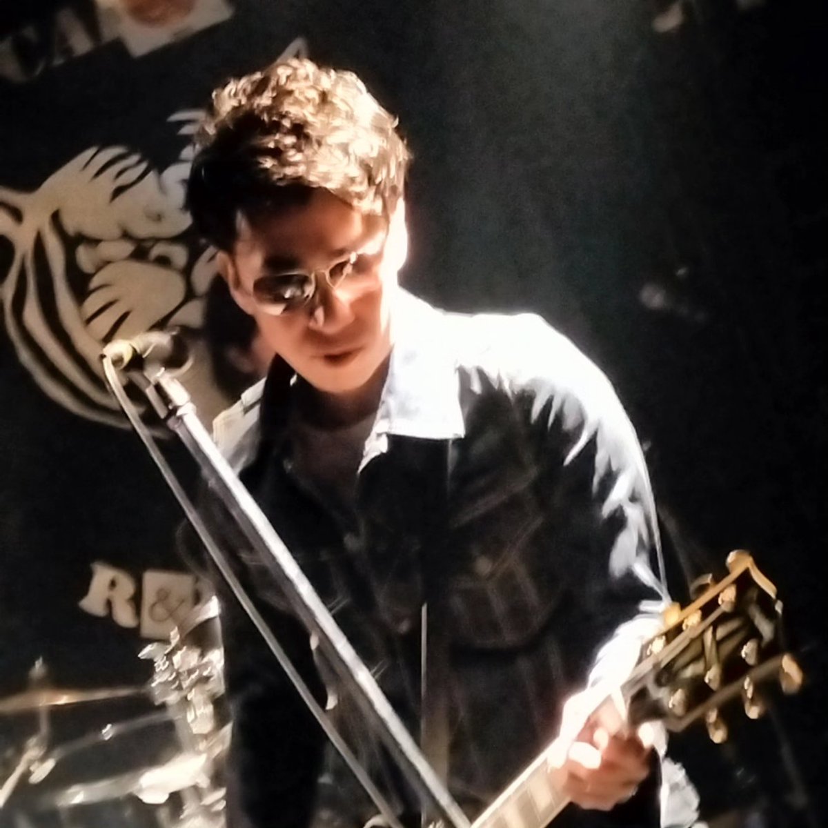 z_piratesrocks3's tweet photo. The CALLINGS
#GODSAVETHEPUNKSvol10
#TheCALLINGS
#ヴェンチレーターズ
#THECLARENCE
#EMPTYNOTION
#国分寺MORGANA
#DJz
#11月11日
七 https://t.co/zvrHUEV2lu