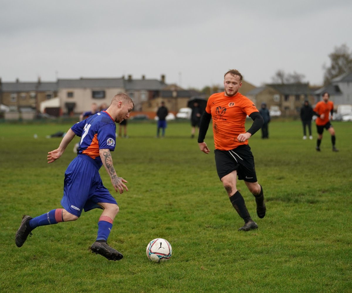 shipton1975's tweet photo. @AfcHolcombe 
@RBDSFLOfficial
@EnglandFootball

#sundayleague https://t.co/unGcGYYgUe