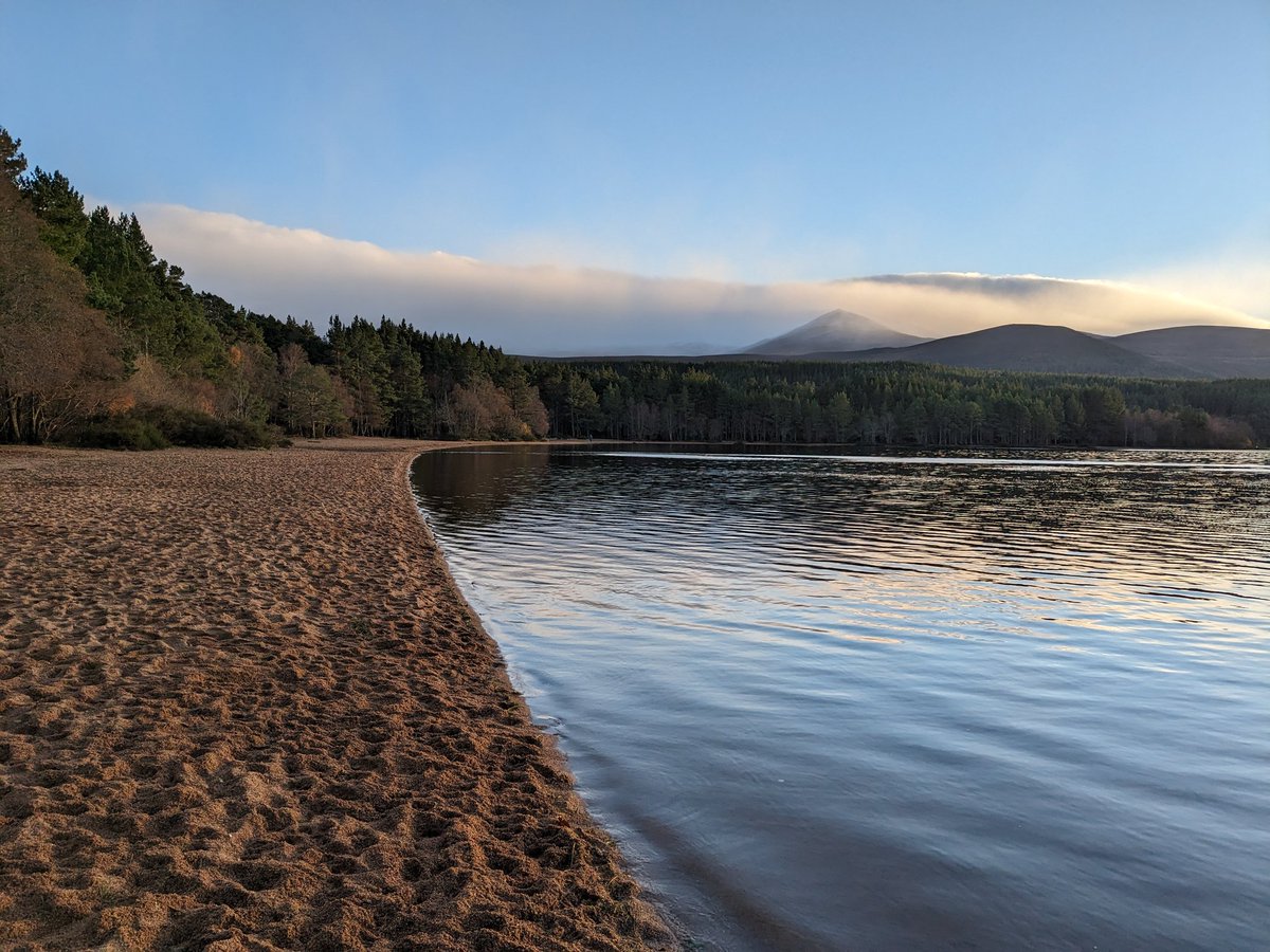 JodieCockerell's tweet photo. A reminder that home is pretty special #cairngorms #LochMorlich #Aviemore https://t.co/09fhhKmlW1