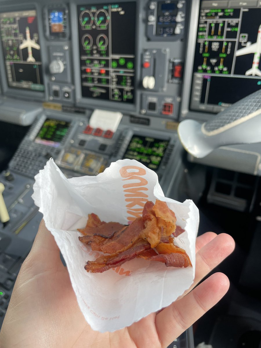 kaity_nichole's tweet image. Get yourself a captain that buys you snacking bacon