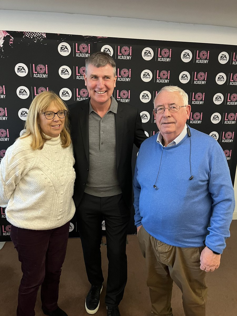 Joe Costello (@joecostelloie) on Twitter photo Full house <a href="/AVIVAStadium/">AVIVA Stadium</a> for the #FAICupFinal between <a href="/bfcdublin/">Bohemian Football Club</a> and <a href="/stpatsfc/">St Patrick's Athletic FC</a>
Score 1-1 at half time C’mon the Bohs!
Fantastic atmosphere
Added bonus to meet Stephen Kenny before the match Full house <a href="/AVIVAStadium/">AVIVA Stadium</a> for the #FAICupFinal between <a href="/bfcdublin/">Bohemian Football Club</a> and <a href="/stpatsfc/">St Patrick's Athletic FC</a>
Score 1-1 at half time C’mon the Bohs!
Fantastic atmosphere
Added bonus to meet Stephen Kenny before the match