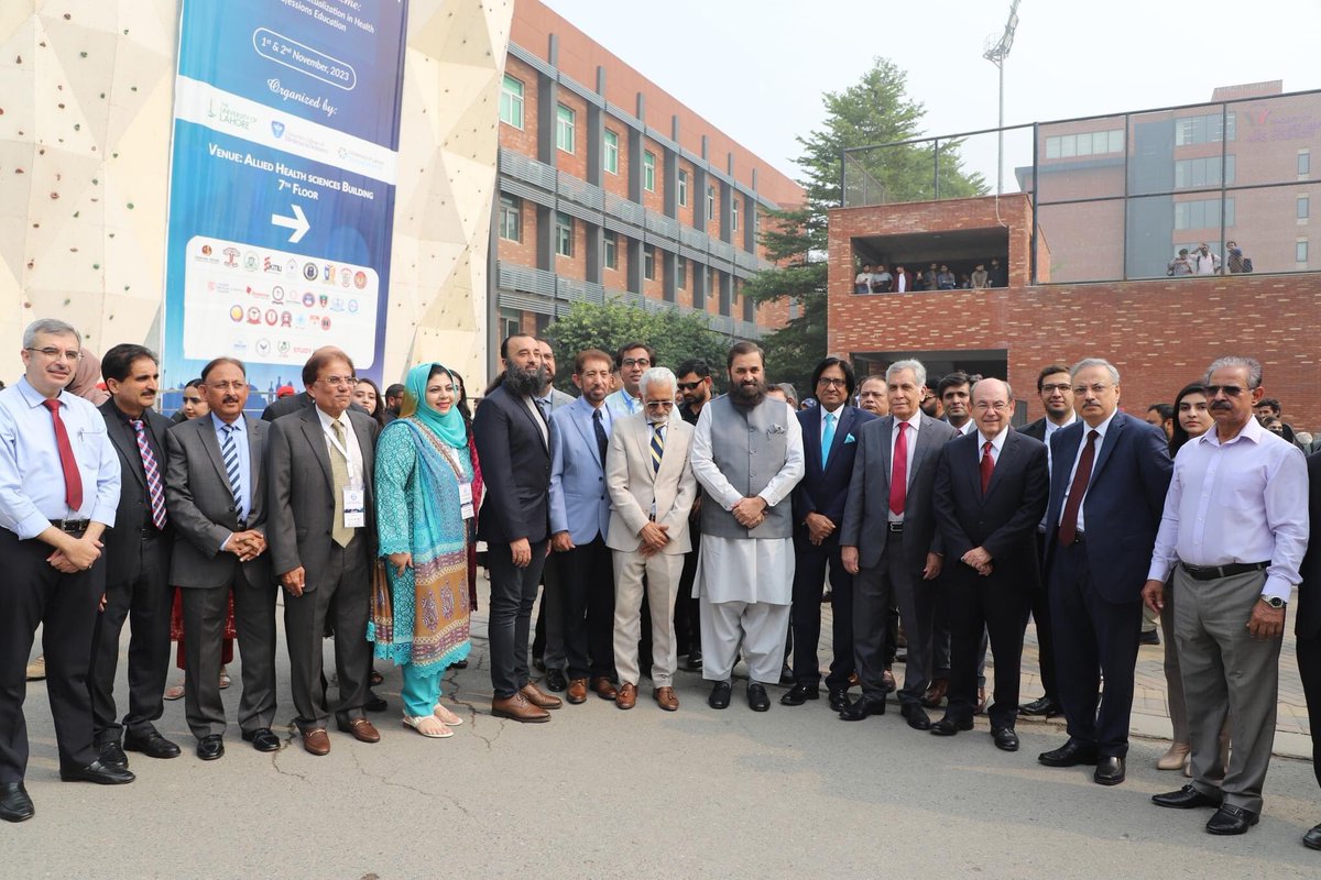 ICHPEofficial's tweet photo. Grand opening ceremony of 7 ICHPE graced by honorable Governor of Punjab,Health Ministers,Chairman BOG,Rector UOL,Deans &amp;Principals of Medical&amp;Dental Colleges &amp;Vice Chancellors Medical Universities.A  turnout reflecting shared commitment to advance healthcare education globally https://t.co/ROco3Mritv