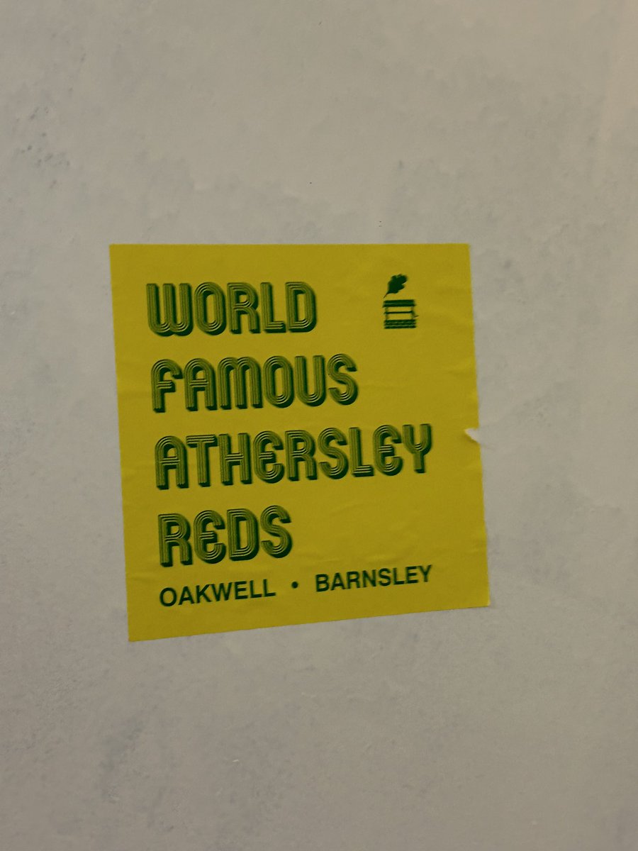 ontourstickers's tweet photo. Barnsley at @wwfcofficial 🔴

#barnsley #leagueone #wycombe https://t.co/jW4apDOqjH
