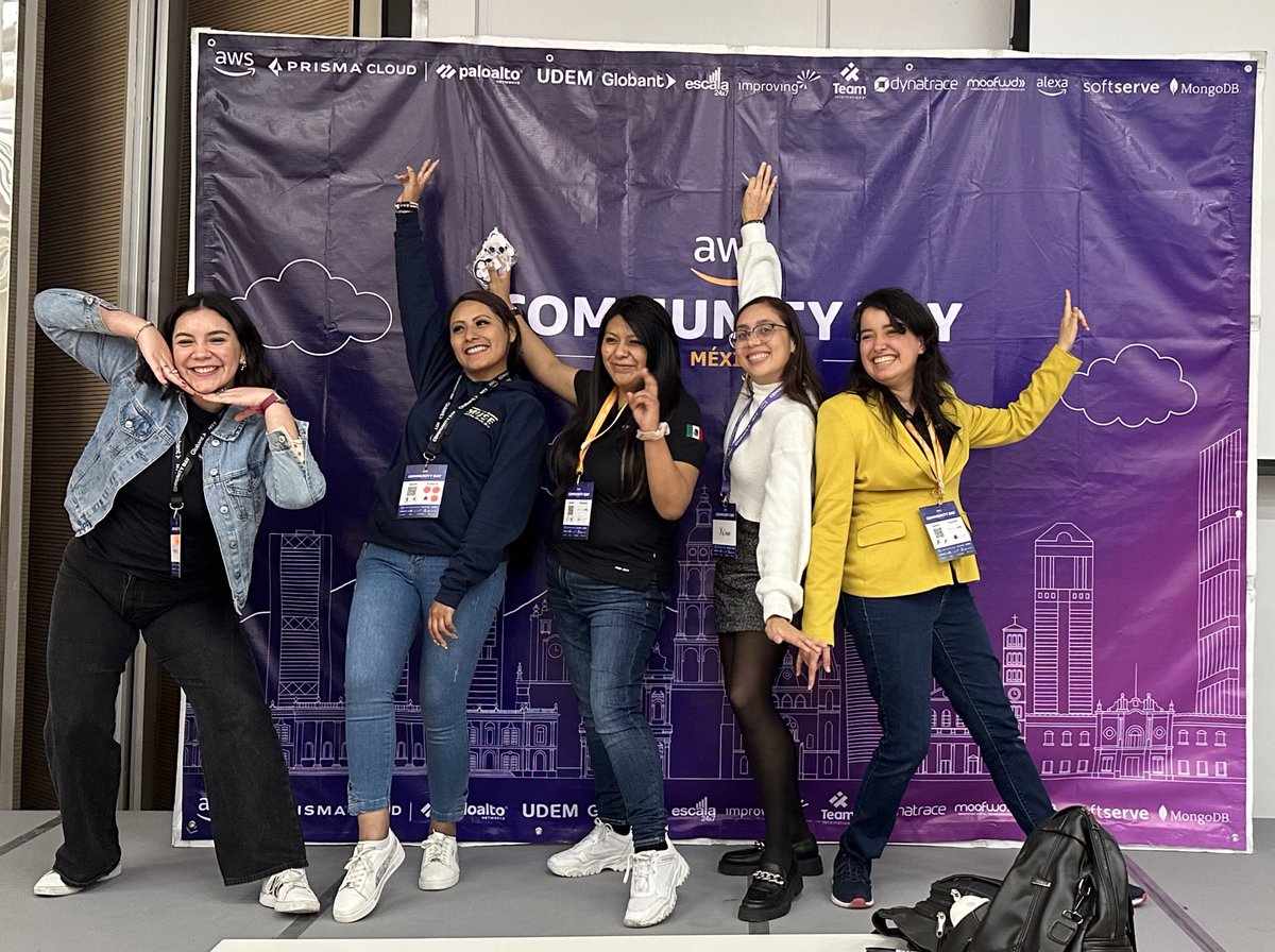 Yslen González tweet media