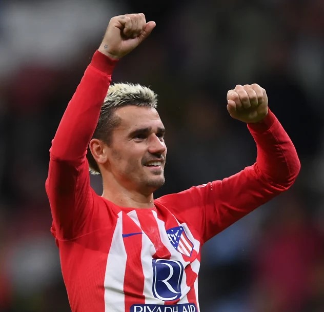 BenditalocuraAt's tweet photo. El gol marcado por @AntoGriezmann al @VillarrealCF es el nº 169 de los anotados con el @Atleti, igualando así los marcados por la gran leyenda Adrián Escudero, con el que pasa a compartir el 2º puesto de la clasificación histórica de goleadores. Por delante solo le queda Luis. https://t.co/VsmRcxXvzr