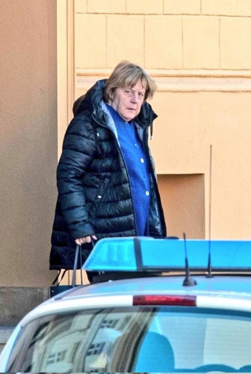 Старуха выкормившая чудовище.