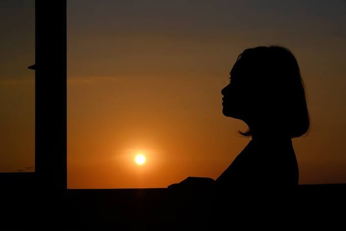 abbas_pen's tweet image. 𝐖𝐡𝐢𝐥𝐞 𝐢𝐭 𝐢𝐬 𝐃𝐚𝐲

I once knew a girl named Shade...
Young, vibrant, full of life—charming in every way.
Born again at the age of ten, she sure loved the Lord there was no pretense. 

. . .

Read the full piece here:
⬇️
m.facebook.com/story.php?stor…
#puritywrites #abbaspen