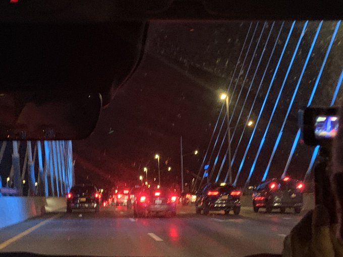 New York lights 💜 https://t.co/gYRFykHlga<a href="/tag/community"class="tags"><span>#community</span></a><a href="/tag/gamergirl"class="tags"><span>#gamergirl</span></a><a href="/tag/streaming"class="tags"><span>#streaming</span></a><a href="/tag/twitch"class="tags"><span>#twitch</span></a><a href="/tag/roa"class="tags"><span>#roa</span></a>