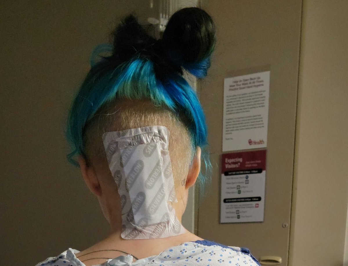 Andee_fay's tweet photo. Oh yeah I also may have had brain surgery lmao https://t.co/sxFs01CbgG