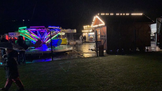 Bonfire night in the United Kingdom 💜 https://t.co/QJM6icRjXy<a href="/tag/community"class="tags"><span>#community</span></a><a href="/tag/gamergirl"class="tags"><span>#gamergirl</span></a><a href="/tag/streaming"class="tags"><span>#streaming</span></a><a href="/tag/twitch"class="tags"><span>#twitch</span></a><a href="/tag/roa"class="tags"><span>#roa</span></a>