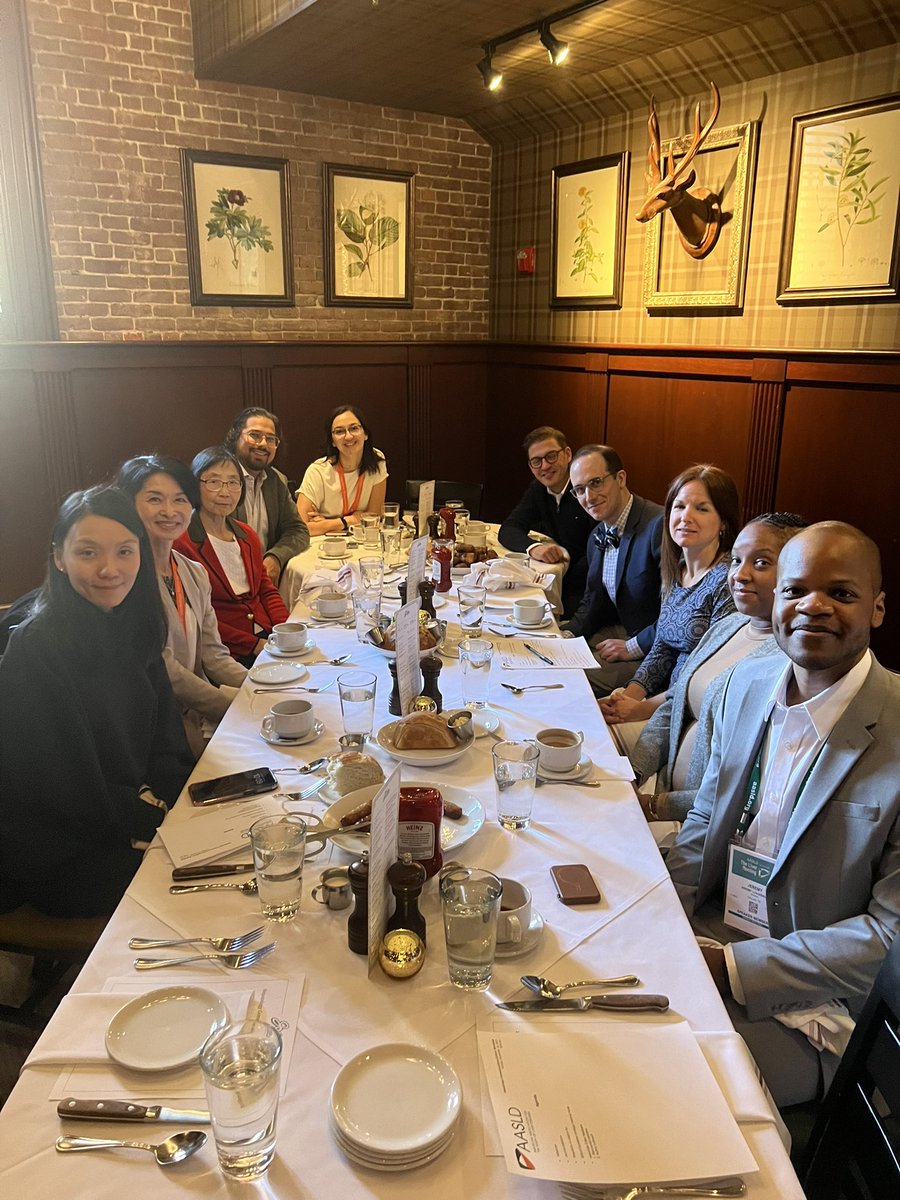 ⭐️⭐️ @HepCommJournal Editorial Board is here at @AASLDtweets #TLM23‼️⭐️⭐️ 💥We remain committed to the Respectful, Efficient (🕰️), and Constructive review of your research manuscripts! 📑 #LiverTwitter #OpenAccess journals.lww.com/hepcomm/pages/…