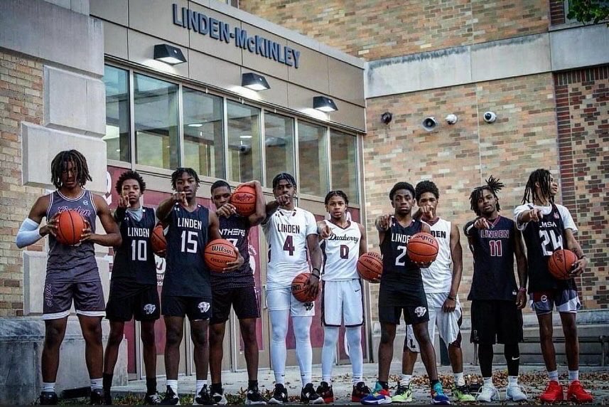 LMHSBasketball's tweet photo. Media Day 2023-2024

📸 https://t.co/lvWgYGSUlT