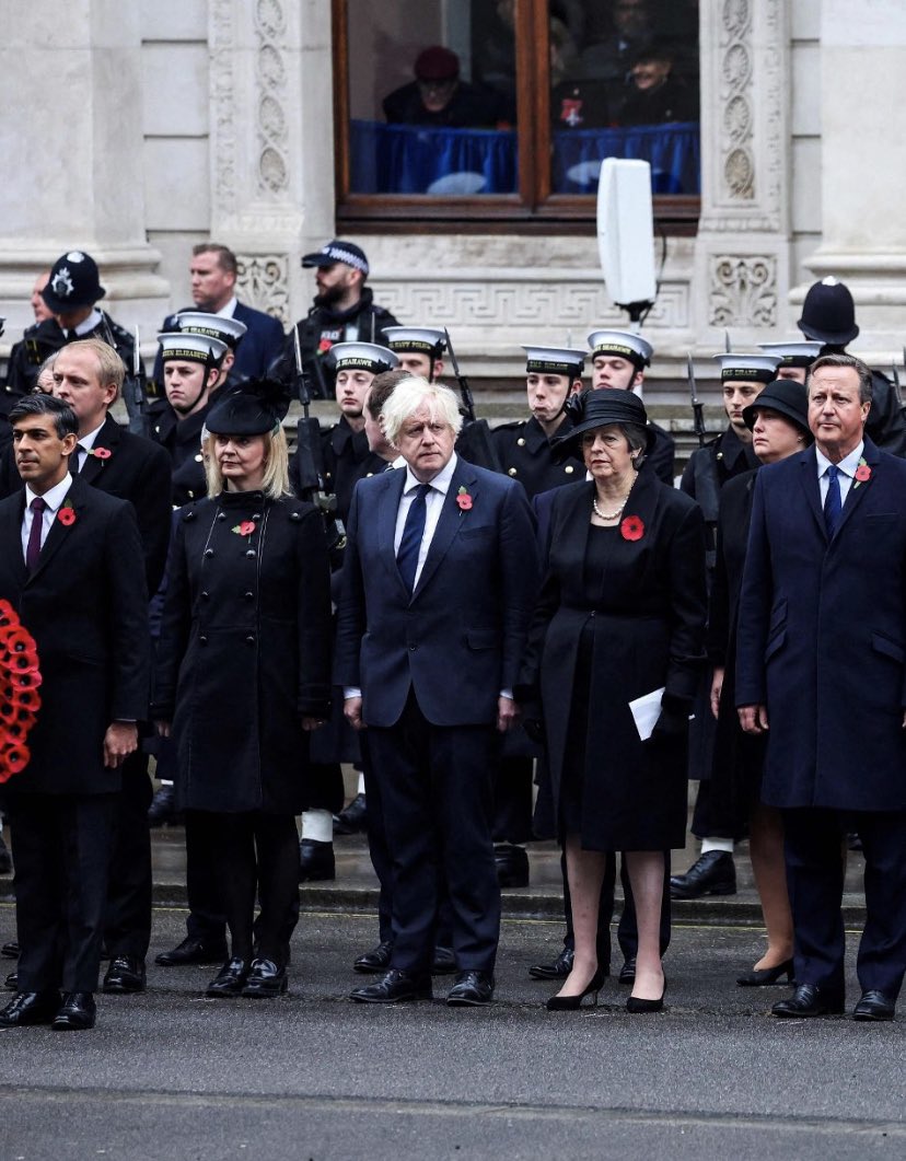 Collective noun: A shamble of leaders