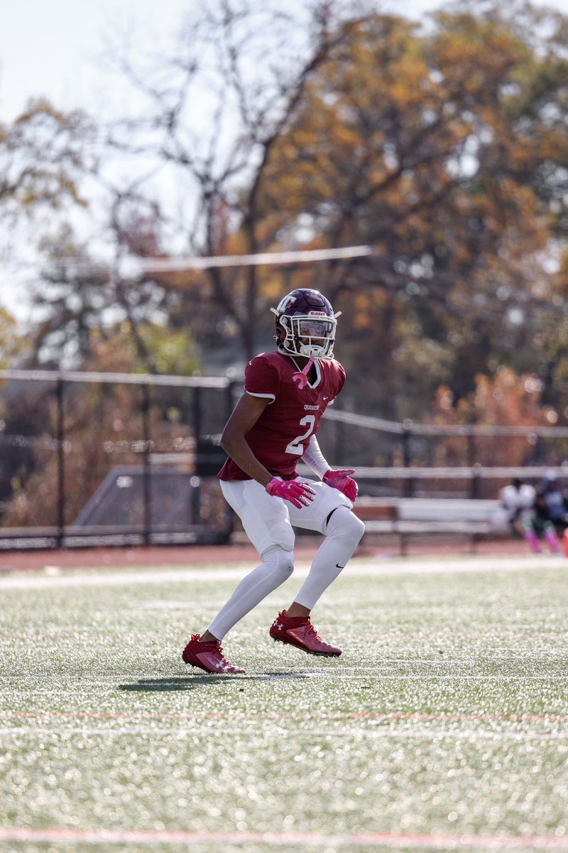 Junior Season Highlights (Post-Surgery - 5 Games Played)
337 Rec. yds, 16 Rec, 5 TDs, 1 INT

hudl.com/v/2MXHWh