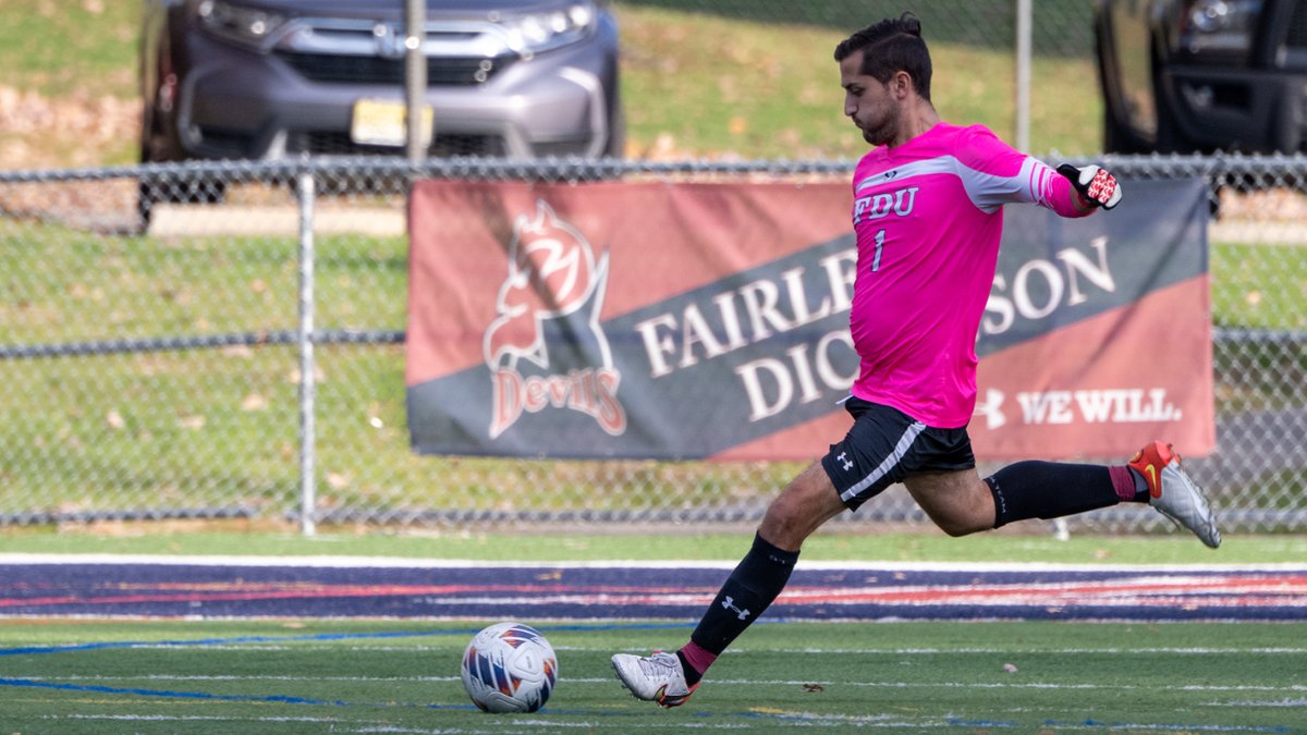FDUDevils's tweet photo. RECAP | @FDU_devilsmsoc goalkeeper Anthony Petrucci collected three critical saves in the penalty shootout for the Devils, 3-3 (3-1), over NJCU to advance to the @ECACSports semi-finals!

Full Recap: https://t.co/0aTOdgMn1t

#HornsUp #HeatsRising https://t.co/7LvltQfjH3