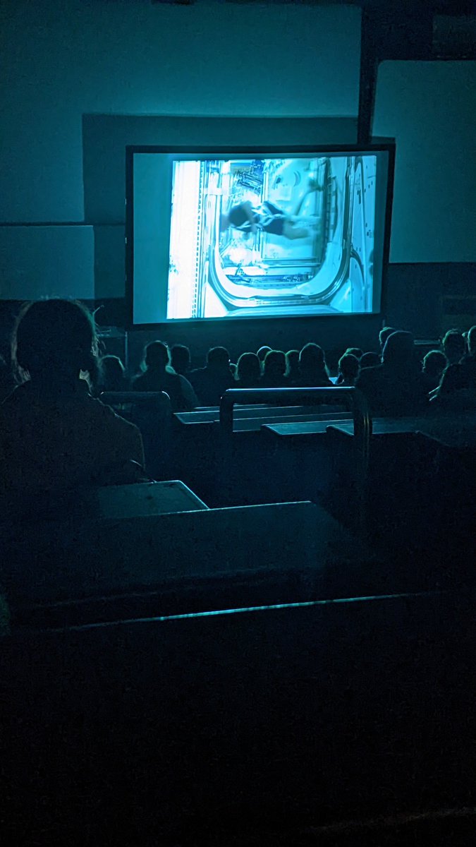 duffykaren4's tweet image. Lots of budding scientists visiting @uniofgalway today as part of #galwayscience festival.
#science #STEM #sciencewee