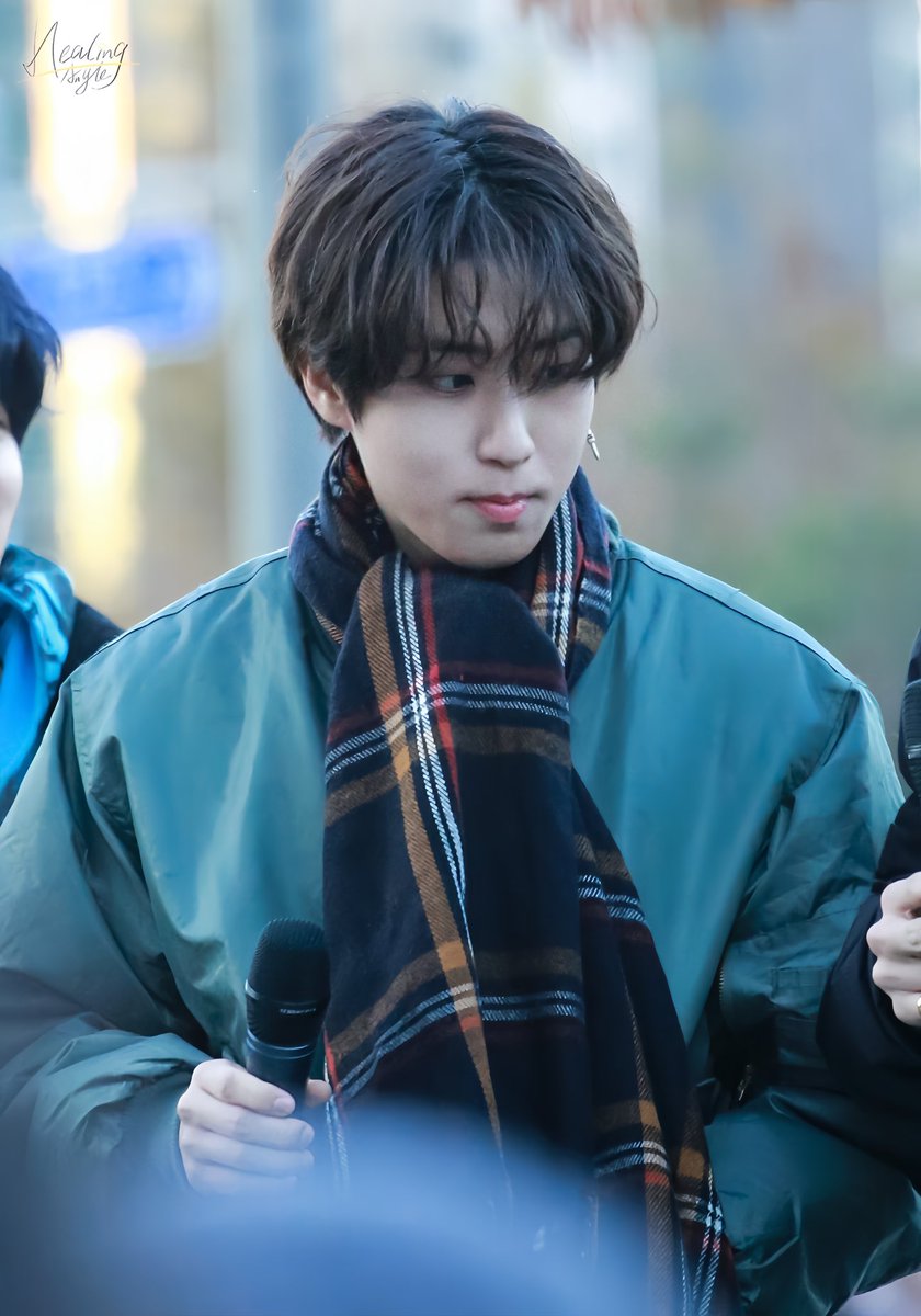 HealingAngel914's tweet photo. 231111 음중 미팬 
아기 🍼
#HAN #hanjisung #jisung #StrayKids             #Stay #한지성 #한 #스트레이키즈             #スキズ #ハン https://t.co/ESrW5bvu0w