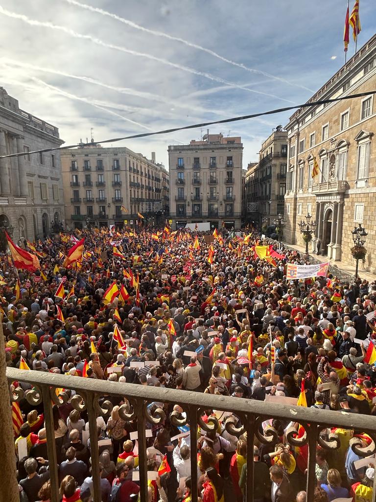 TerrassaUnidad's tweet photo. Plaza San Jaime,Barcelona
#AmnistiaNO https://t.co/FZ5tBpXBGj