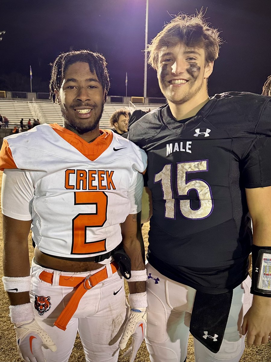 Kolter Smith (@koltersmithky) on Twitter photo It’s bigger than just football! Great season <a href="/_landonedwards_/">Landon Edwards</a> keep doing great things bro! 🙏 It’s bigger than just football! Great season <a href="/_landonedwards_/">Landon Edwards</a> keep doing great things bro! 🙏