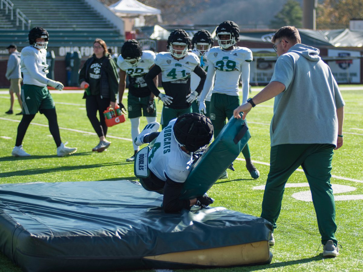 OhioFootball's tweet photo. Focused on today.

#OUohyeah https://t.co/adhFOS971l