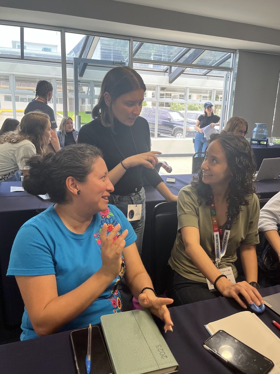 SERVIRGlobal's tweet image. The #RallyFemenino #GeospatialTechnology workshop involves peer mentors, referred to as "Madrinas" and "Madrinos" (Godmothers). The Godmothers are on call to support participants as they develop proposals for using geospatial technology for #ClimateResilience.
