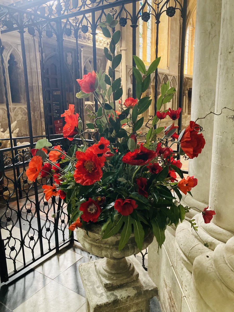 GLENBARR2021's tweet image. Remembrance Sunday💂🏼#coldstreamguards #guardsdivision #combinedoperations