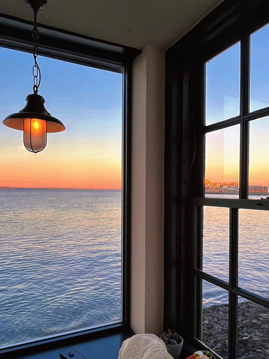 I will be sad if anyone doesn’t come to this sea view restaurant🌊🩵