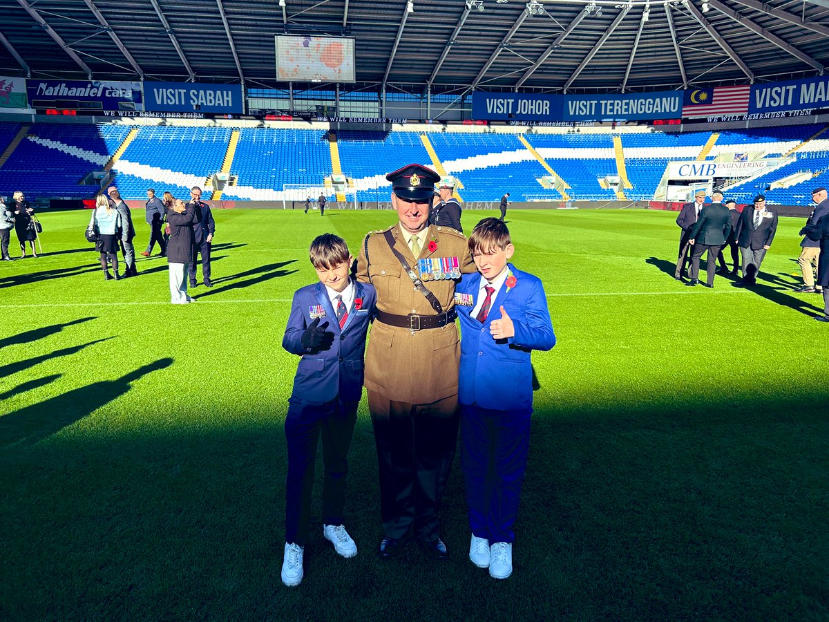 I will always remember. we pay our respects to all of the fallen, all of the wounded and all who served in conflicts. Being able to remember with my two older sons <a href="/CardiffCityFC/">Cardiff City FC</a> #WeWillRememberThem <a href="/SSCECymru/">SSCE Cymru</a> <a href="/LittleTroopers_/">Little Troopers</a>