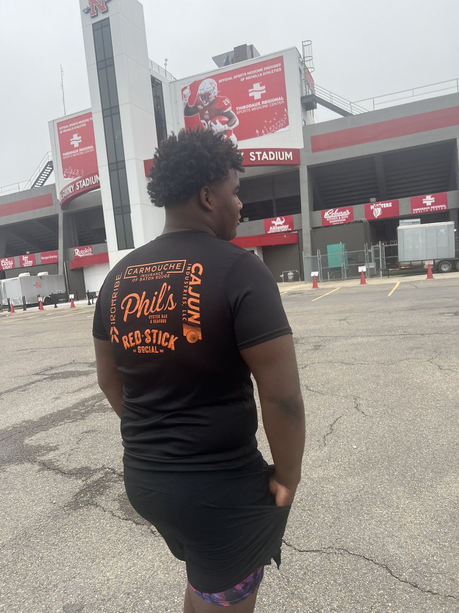 Ervin Smith (@ervsmith_64) on Twitter photo Thank you <a href="/PjBurkhalter/">Pj Burkhalter</a> & <a href="/Nicholls_FB/">Nicholls Football ๐</a> for having me down!! Had a great time and canโt wait to be back. #BE64 #OLine <a href="/CurDogFootball/">CHS Football</a> <a href="/CoachFuller_CHS/">Hudson Fuller</a> <a href="/coachshelton52/">Matt Shelton</a> <a href="/JeritRoser/">Jerit Roser</a> <a href="/samspiegs/">Sam Spiegelman</a> <a href="/GridironFootbal/">Gridiron Footballยฎ</a> <a href="/RecruitLouisian/">Recruit Louisianaโข๏ธ</a> <a href="/jkleesportz/">JK Lee Sportz</a> <a href="/chessabouche/">Chessa Bouche</a> <a href="/JohnEadsTV/">John Eads</a> Thank you <a href="/PjBurkhalter/">Pj Burkhalter</a> & <a href="/Nicholls_FB/">Nicholls Football ๐</a> for having me down!! Had a great time and canโt wait to be back. #BE64 #OLine <a href="/CurDogFootball/">CHS Football</a> <a href="/CoachFuller_CHS/">Hudson Fuller</a> <a href="/coachshelton52/">Matt Shelton</a> <a href="/JeritRoser/">Jerit Roser</a> <a href="/samspiegs/">Sam Spiegelman</a> <a href="/GridironFootbal/">Gridiron Footballยฎ</a> <a href="/RecruitLouisian/">Recruit Louisianaโข๏ธ</a> <a href="/jkleesportz/">JK Lee Sportz</a> <a href="/chessabouche/">Chessa Bouche</a> <a href="/JohnEadsTV/">John Eads</a>