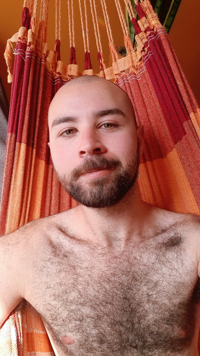 __aughart's tweet photo. Aff que calor vamos beber bastante líquido https://t.co/hH92ewJ6CA
